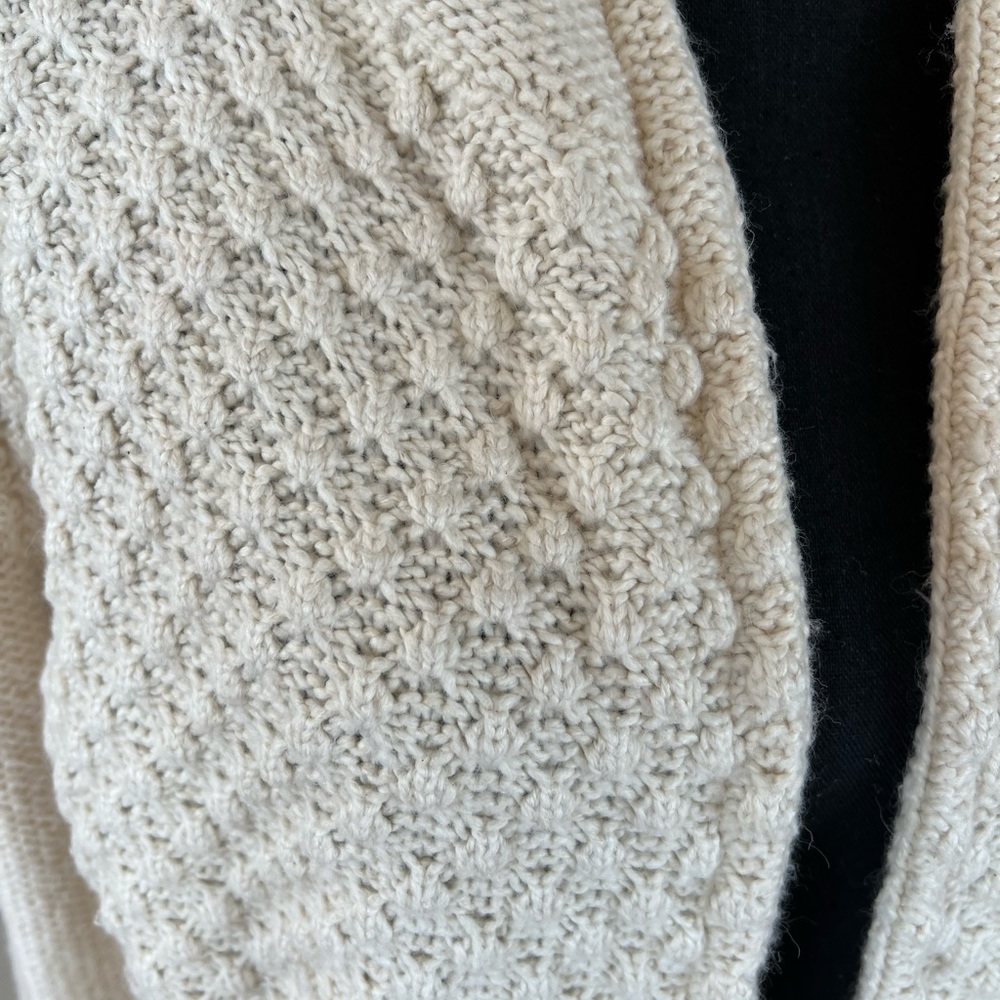 GAP LONG FRINGED HOODED CARDIGAN SZ-S SUPER CUTE LIKE NEW CONDITION 🥰 - Picture 2 of 6